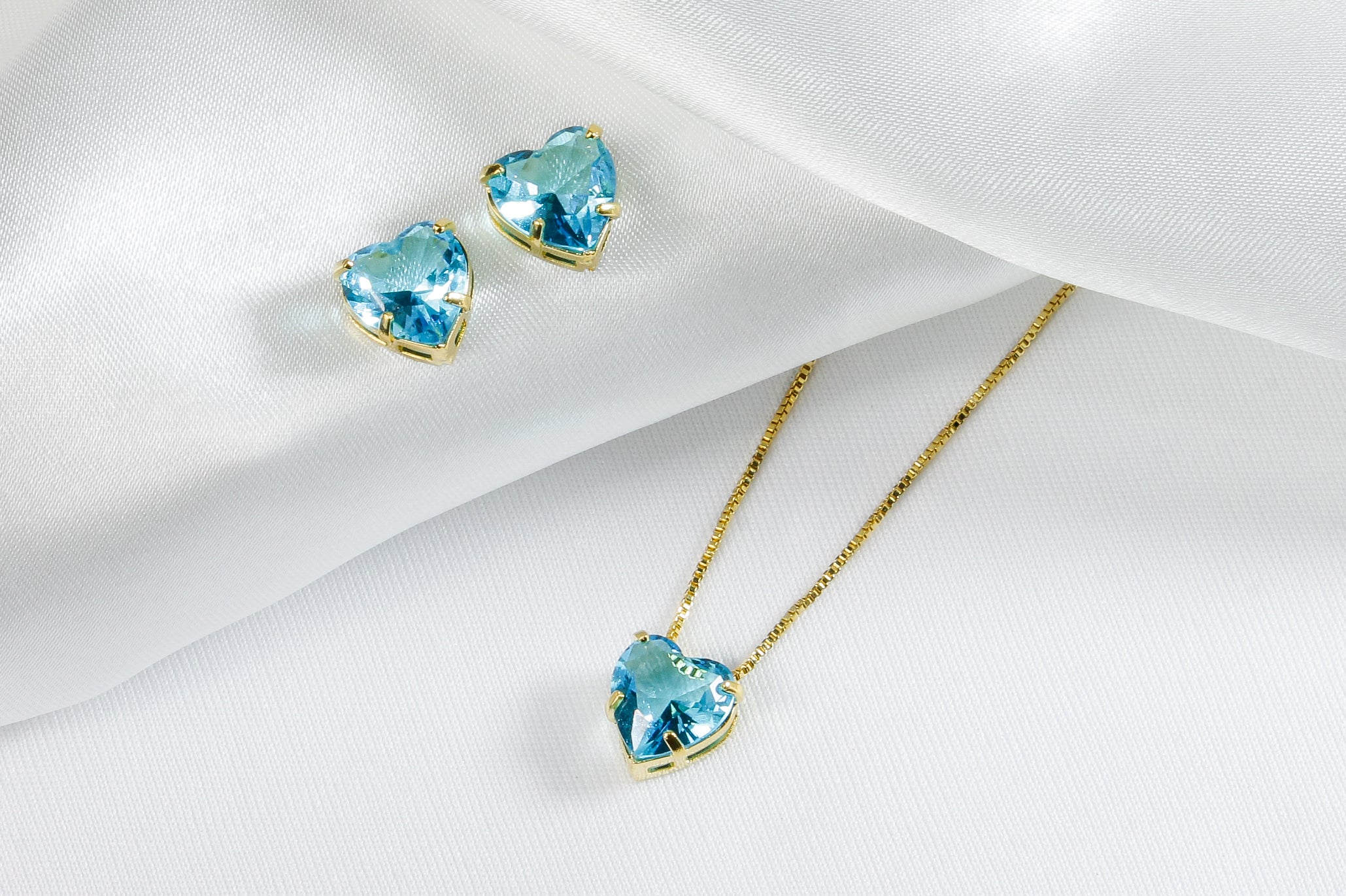 Conjunto Coração Radiante Banhado a Ouro 18k