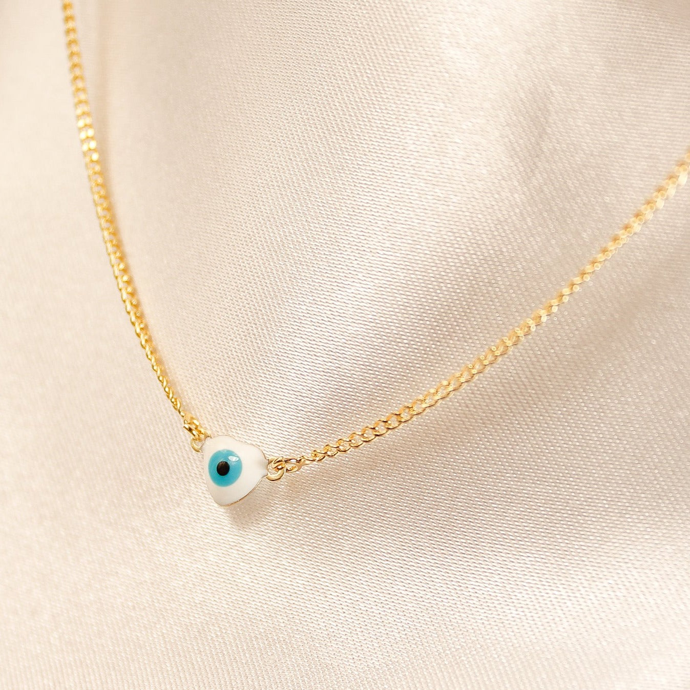 Choker Coração Olho Grego