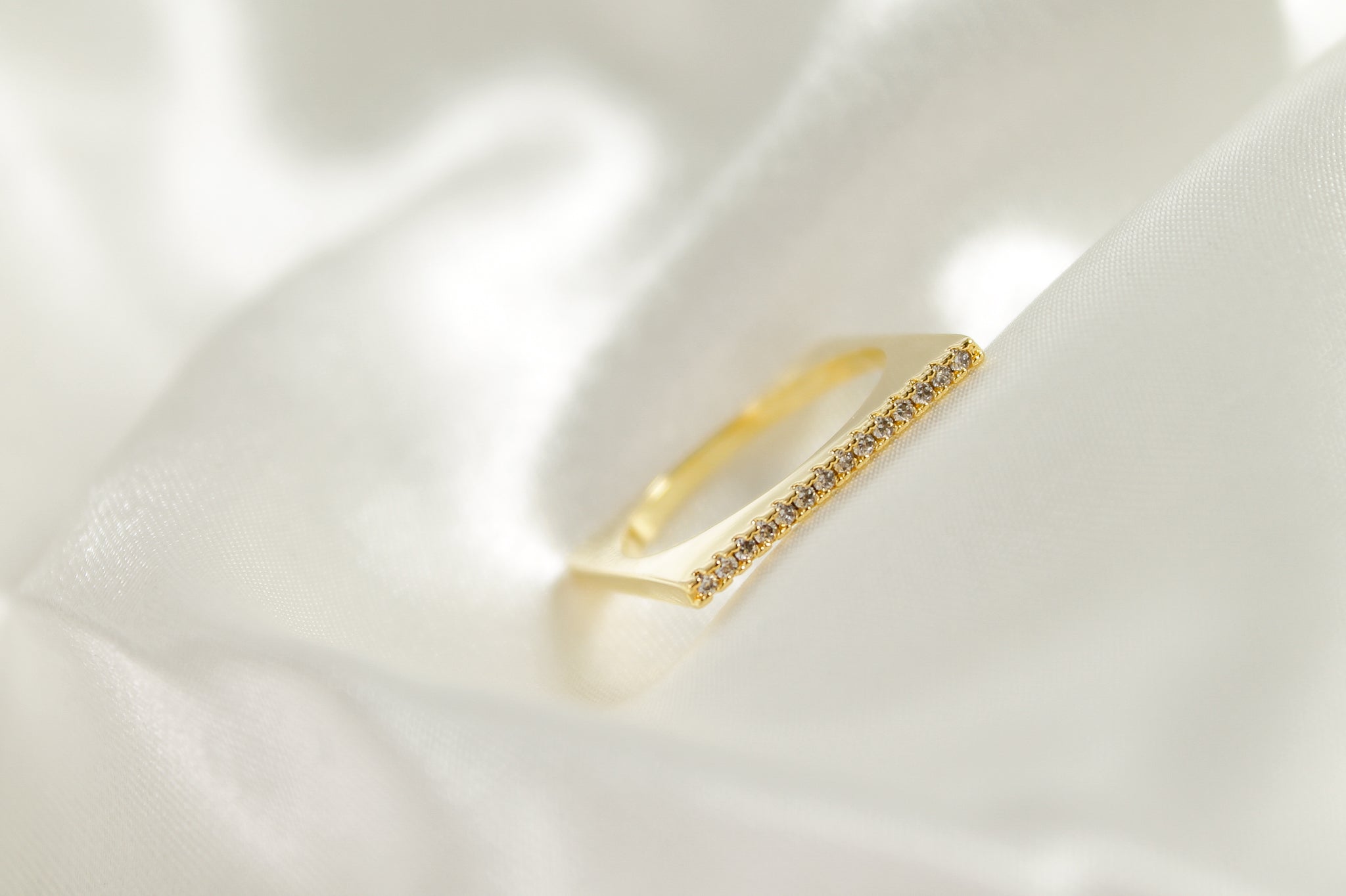 Anel Quadrado com Zircônia