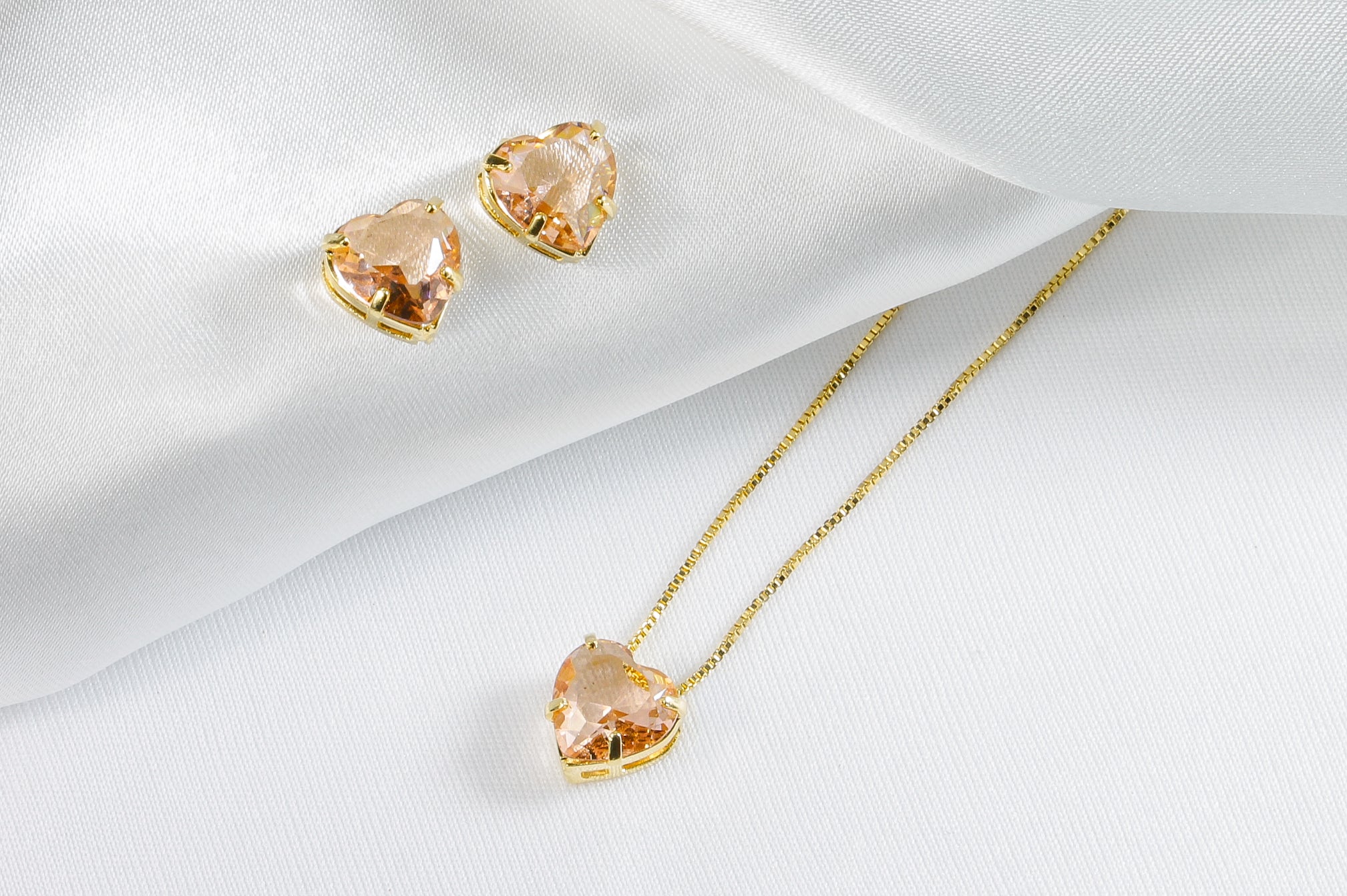 Conjunto Coração Radiante Banhado a Ouro 18k
